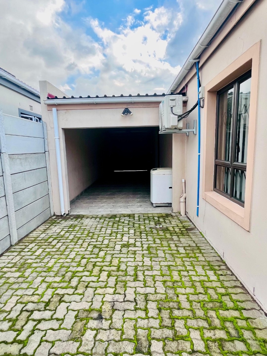 3 Bedroom Property for Sale in Hamilton Estate Western Cape